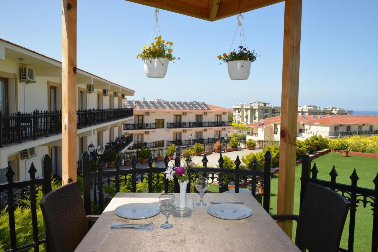 Riverside Garden Resort & Suna'S Beach Club Krini Exteriör bild