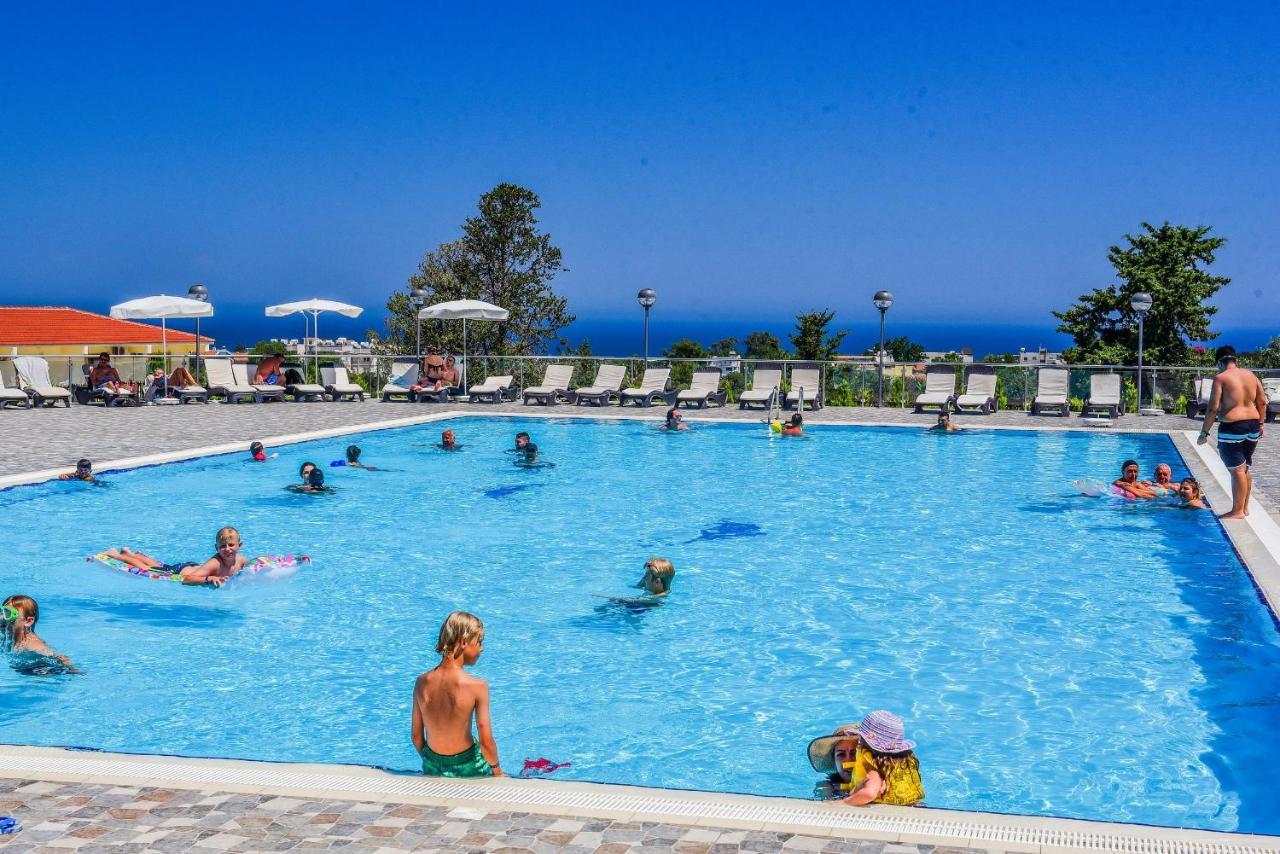Riverside Garden Resort & Suna'S Beach Club Krini Exteriör bild